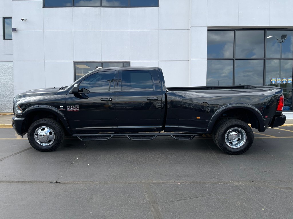 2018 RAM 3500 Image 6