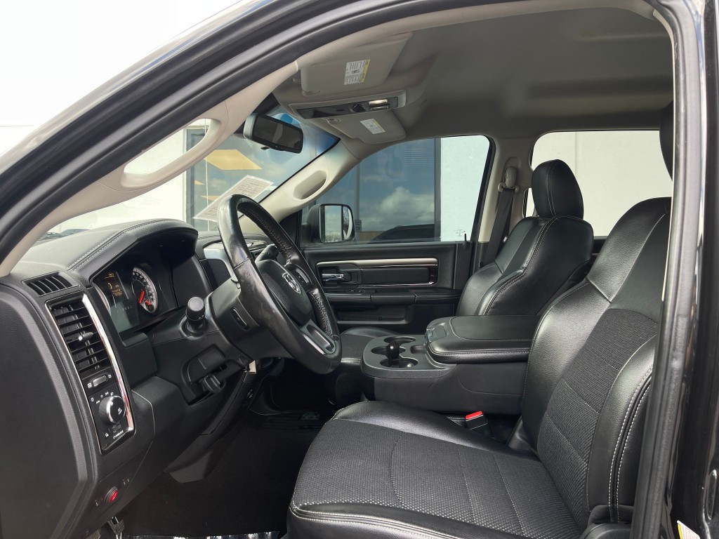 2018 RAM 3500 Image 10