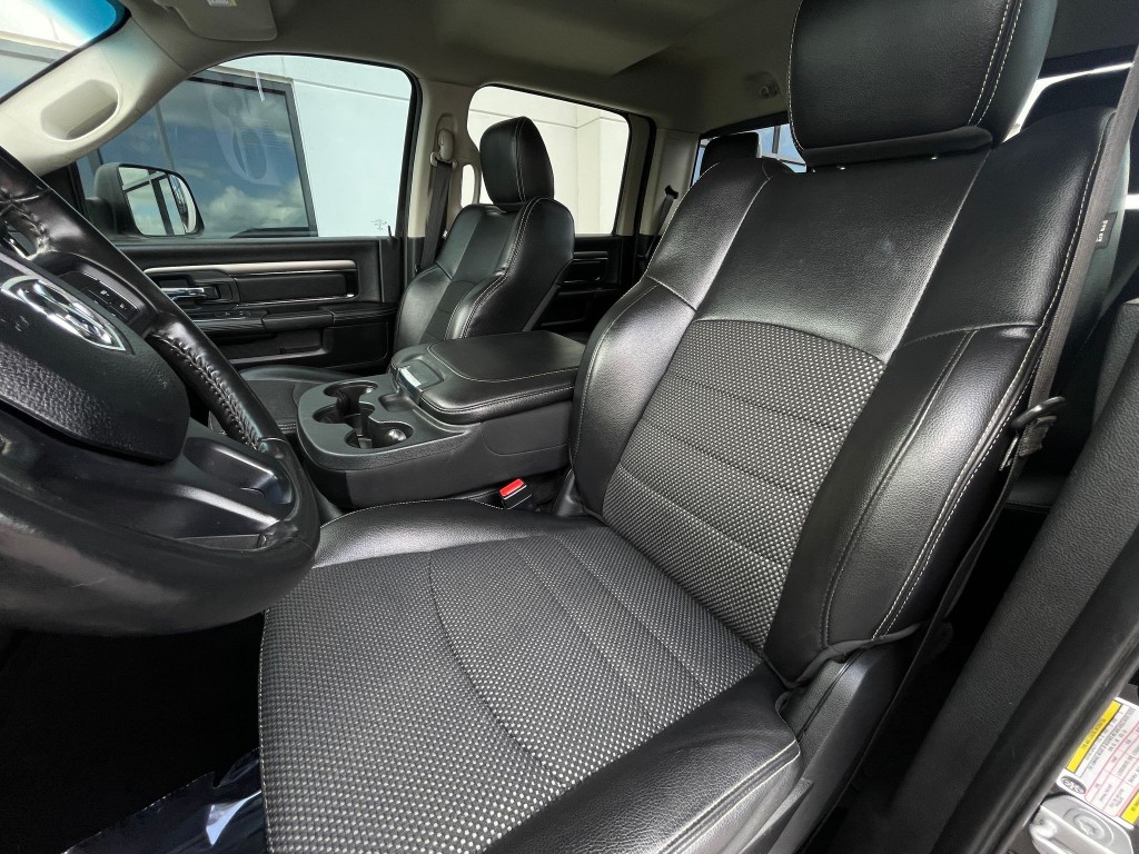 2018 RAM 3500 Image 11