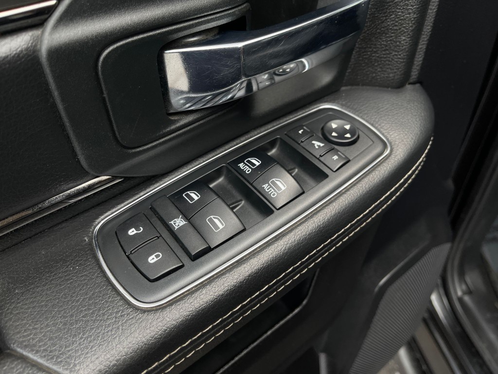 2018 RAM 3500 Image 13