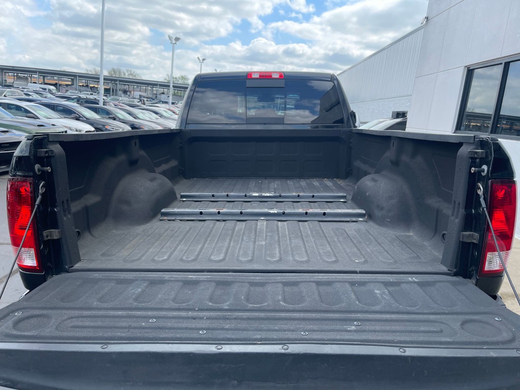 2018 RAM 3500 Image 22
