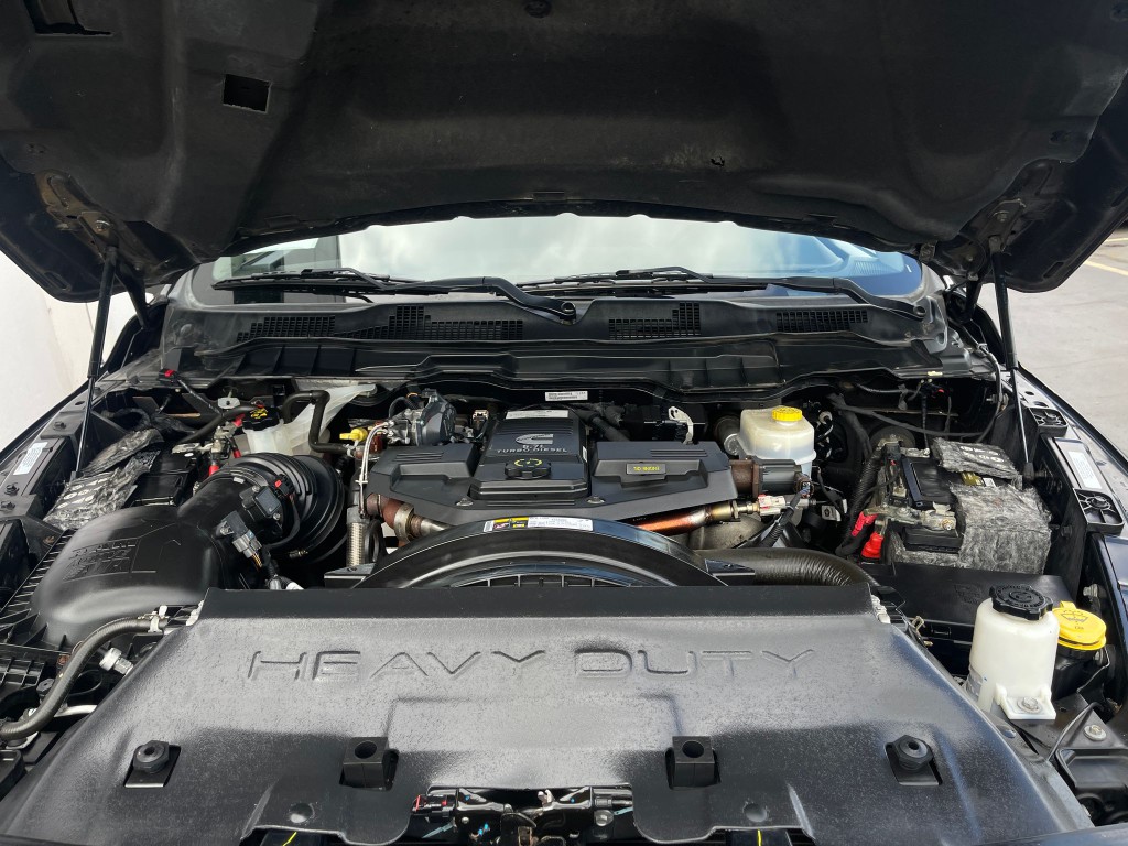 2018 RAM 3500 Image 23