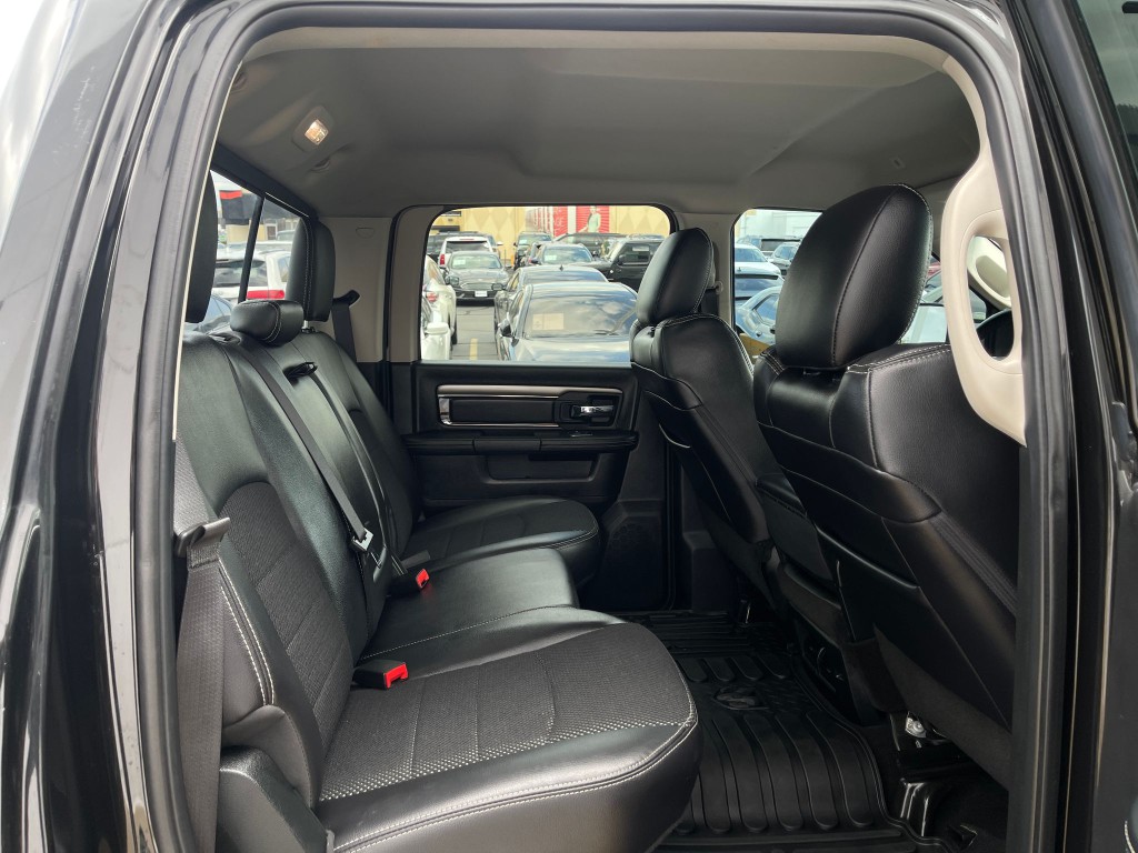 2018 RAM 3500 Image 27