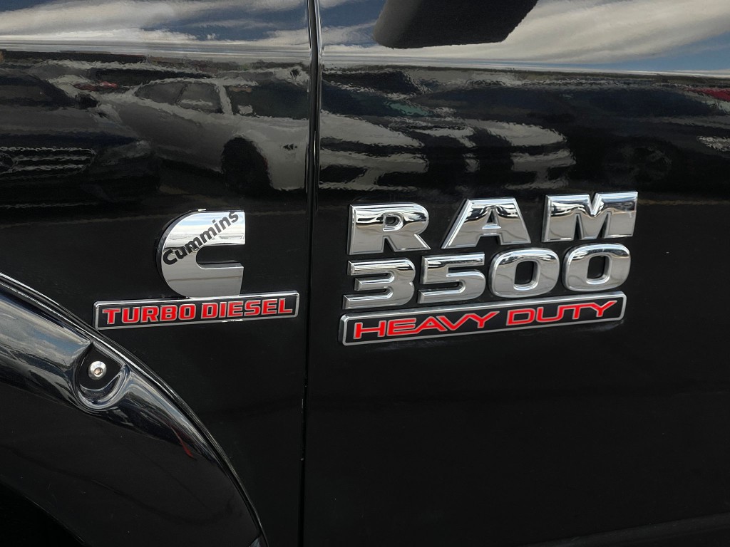 2018 RAM 3500 Image 35