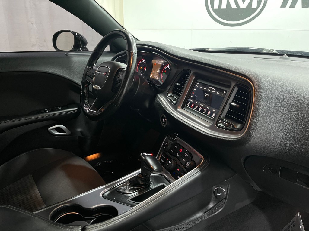 2021 Dodge Challenger Image 18
