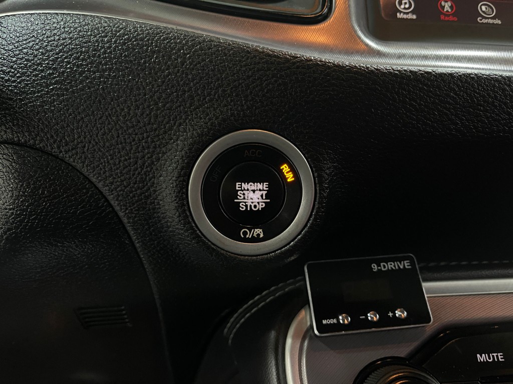 2021 Dodge Challenger Image 19