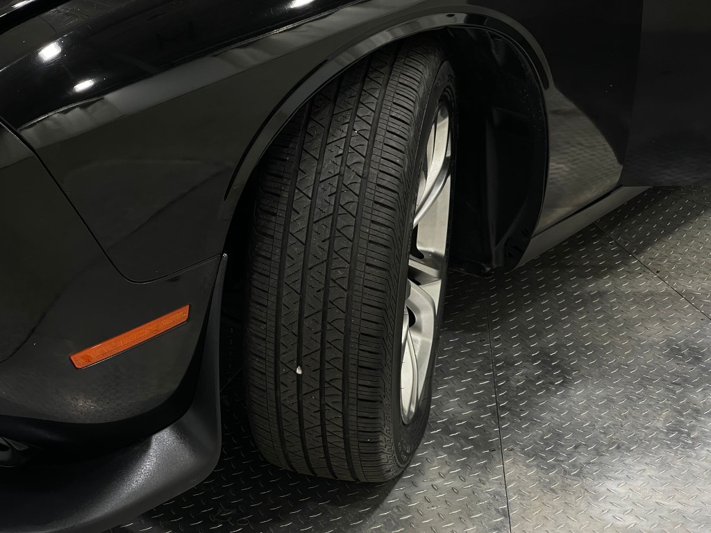 2021 Dodge Challenger Image 32