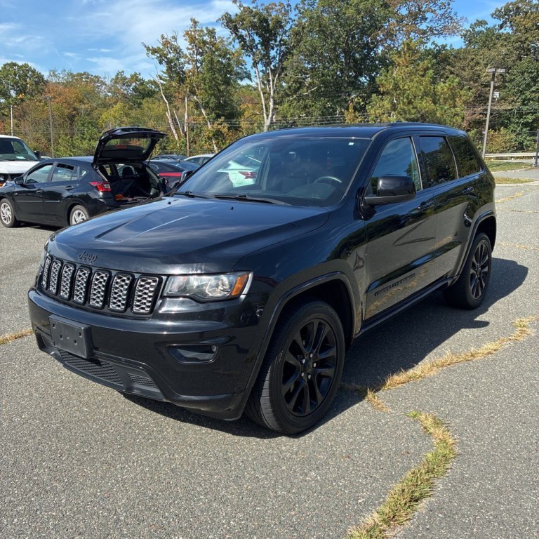 2018 Jeep Grand Cherokee Image 2