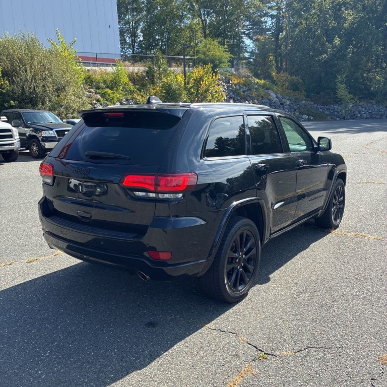 2018 Jeep Grand Cherokee Image 3
