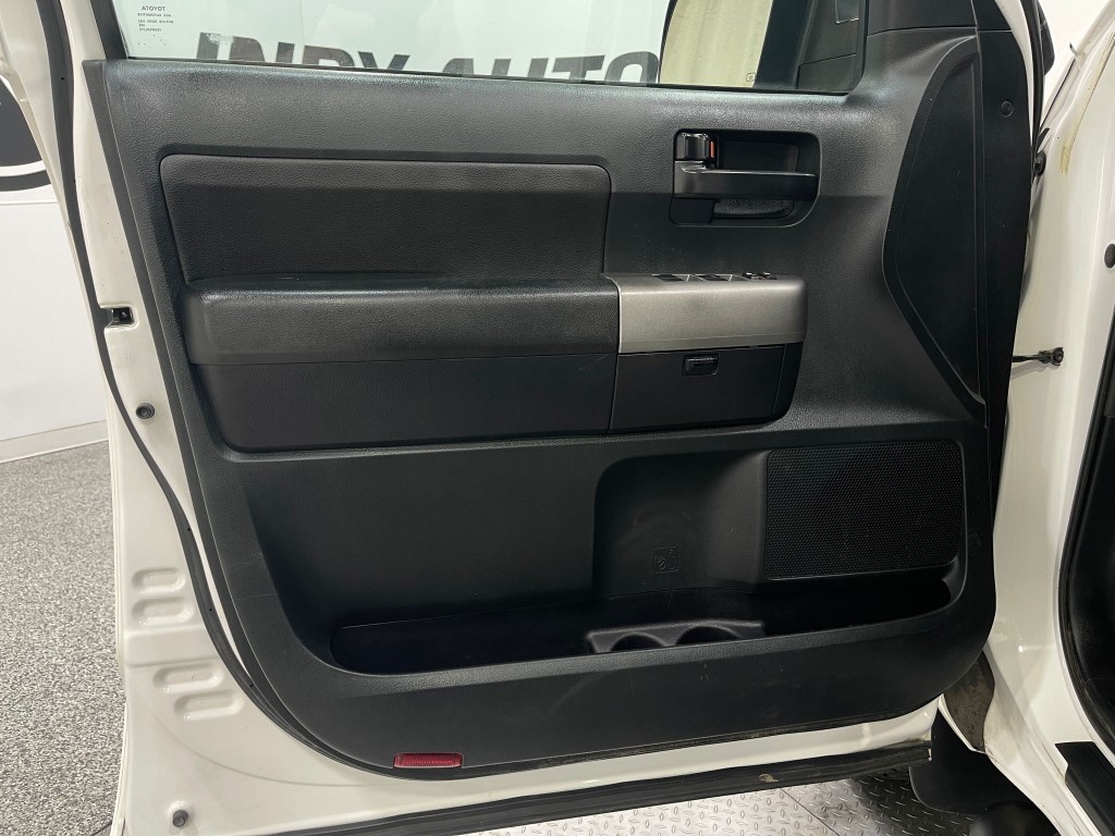 2012 Toyota Tundra Image 11