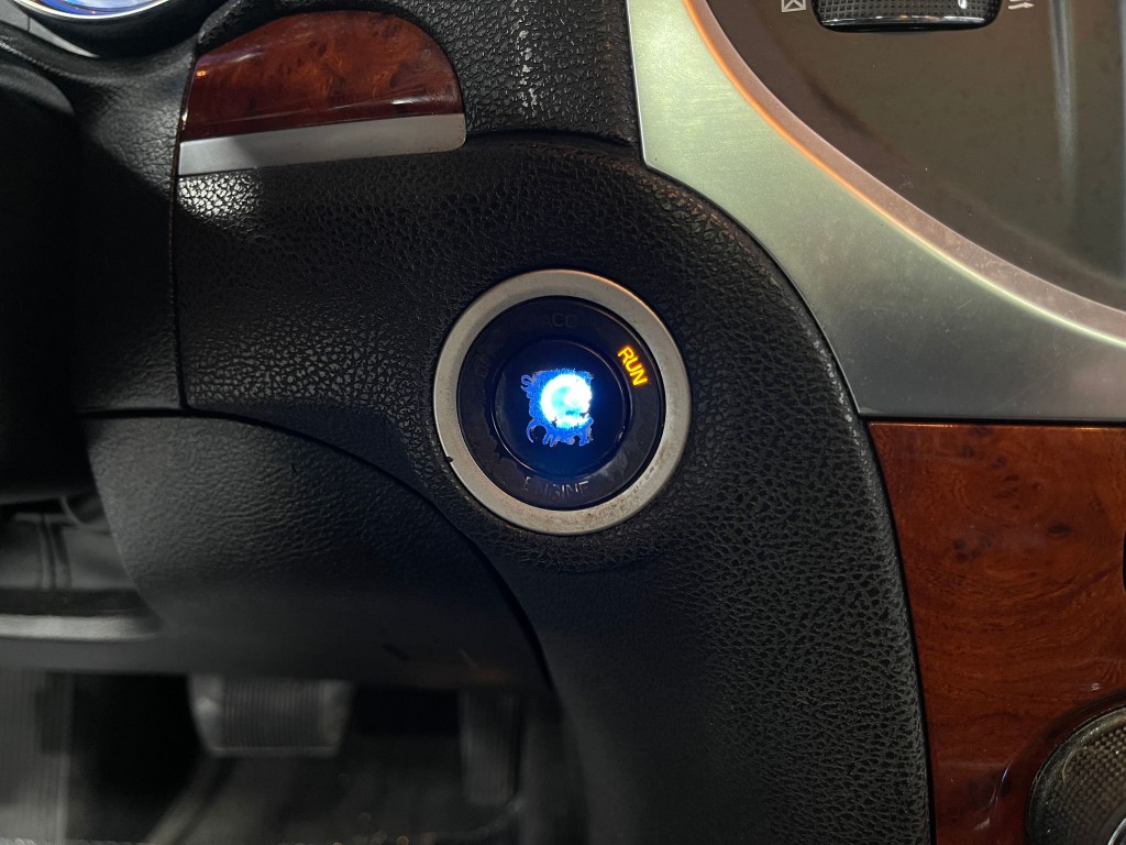 2012 Chrysler 300 Image 18