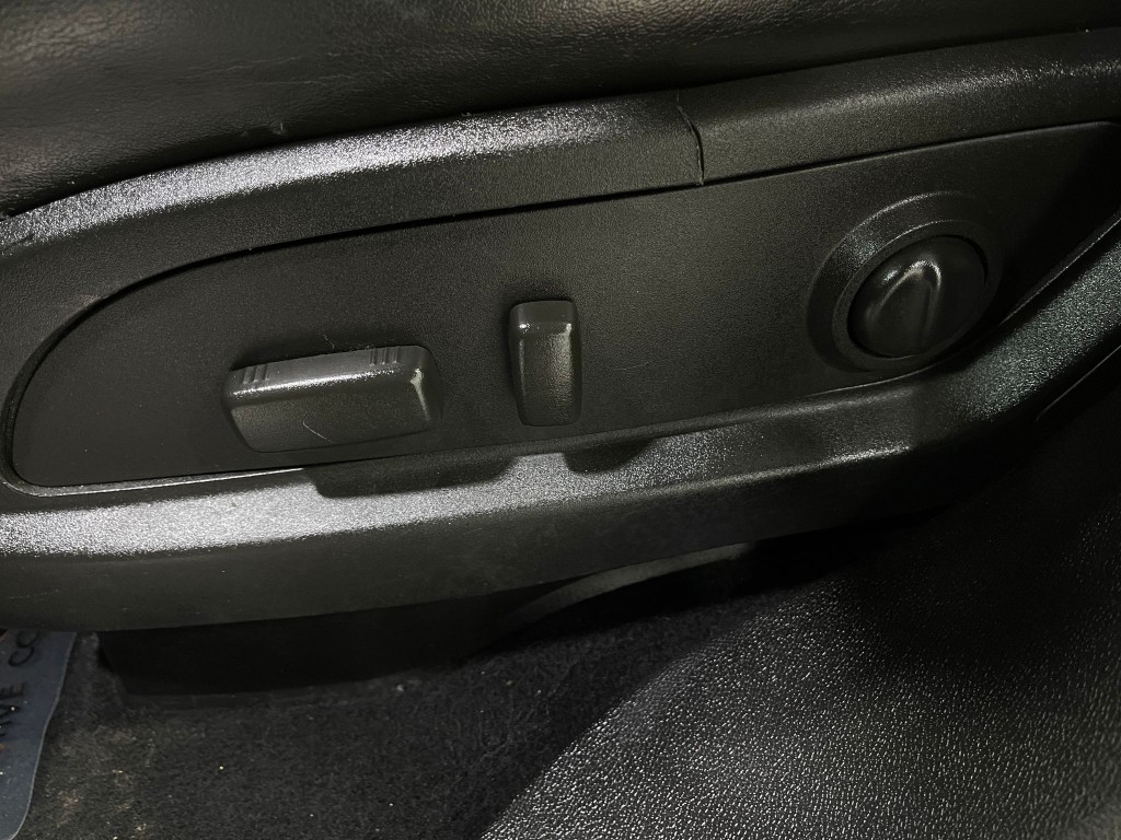 2013 GMC Acadia Image 17