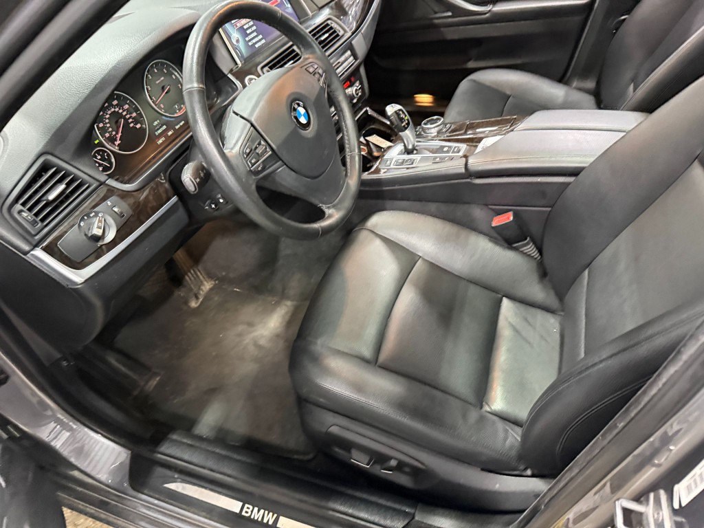 2014 BMW 5 Series Image 5