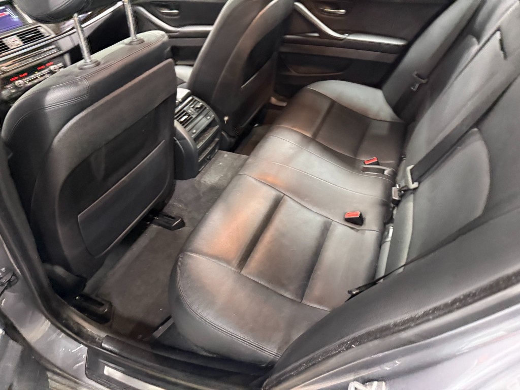2014 BMW 5 Series Image 8