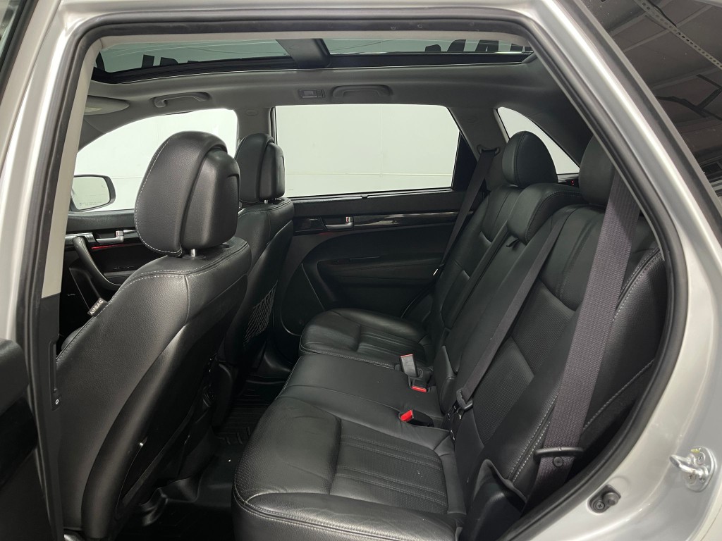 2014 Kia Sorento Image 28