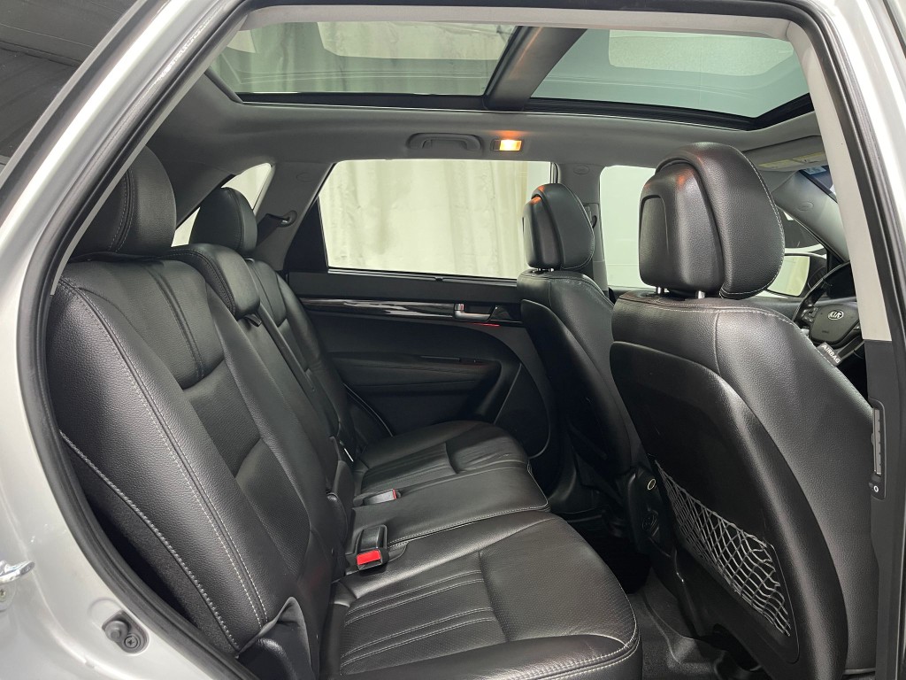 2014 Kia Sorento Image 31