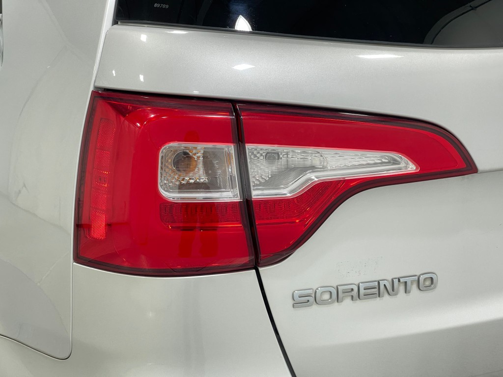 2014 Kia Sorento Image 34