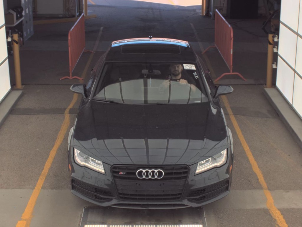 2014 Audi S7 Image 2