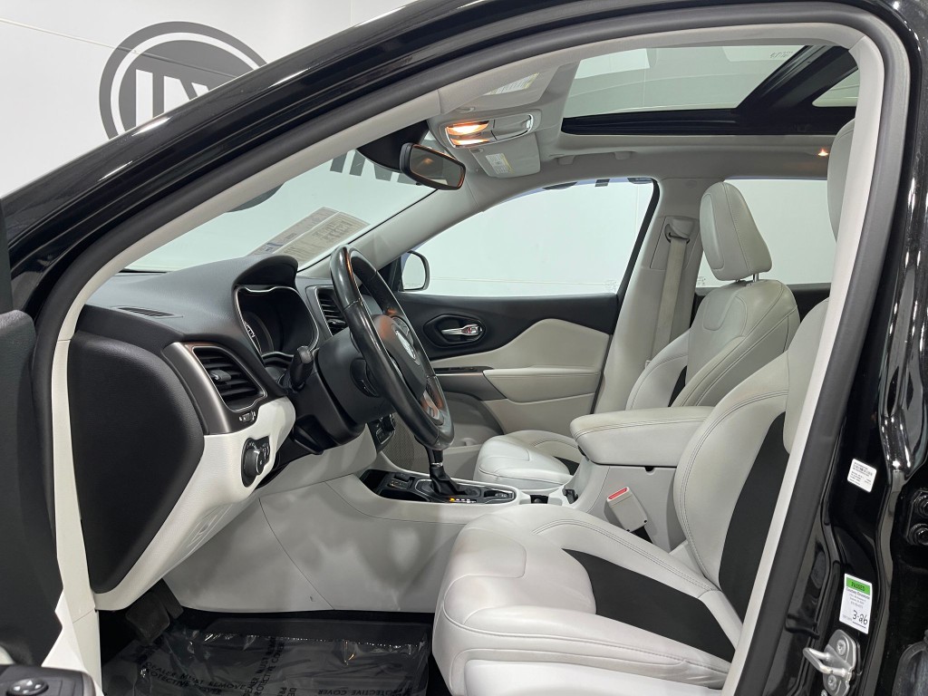 2021 Jeep Cherokee Image 12