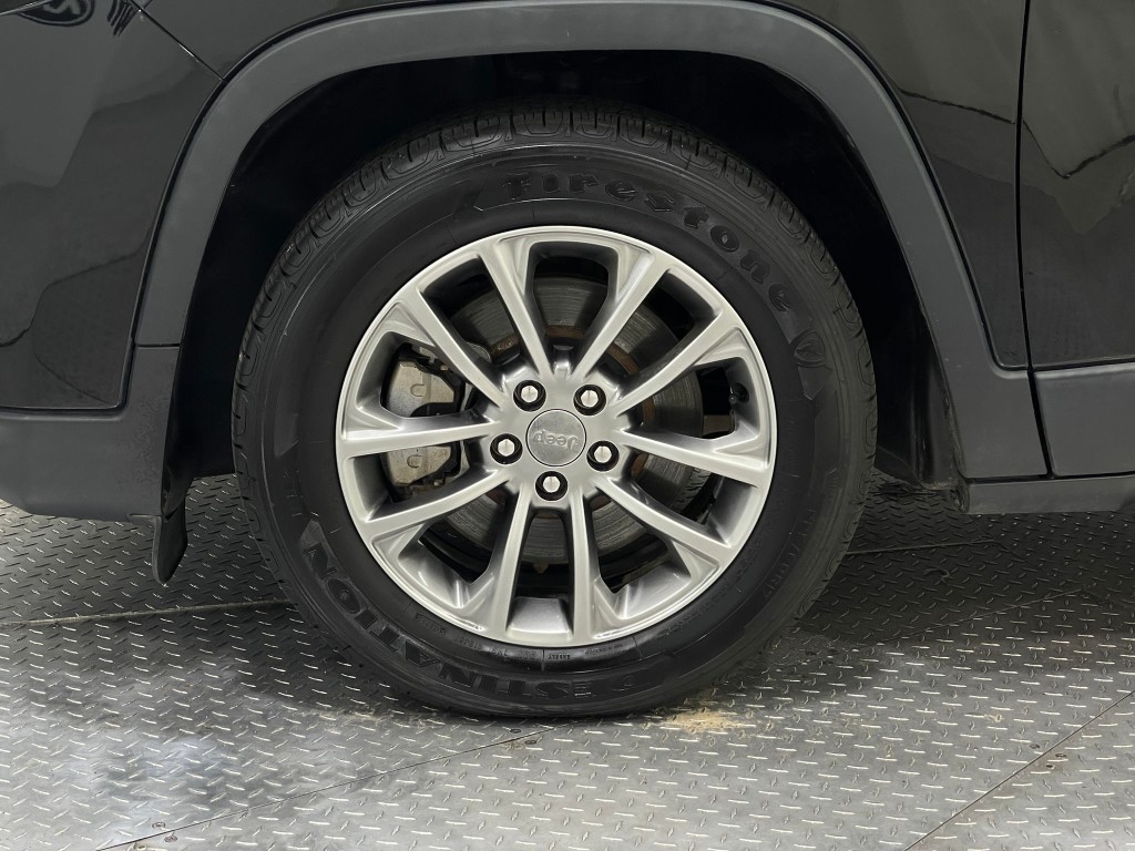 2021 Jeep Cherokee Image 35