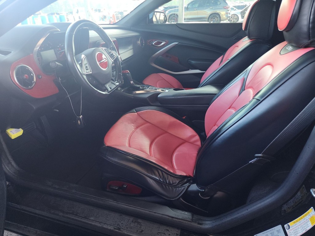 2020 Chevrolet Camaro Image 5