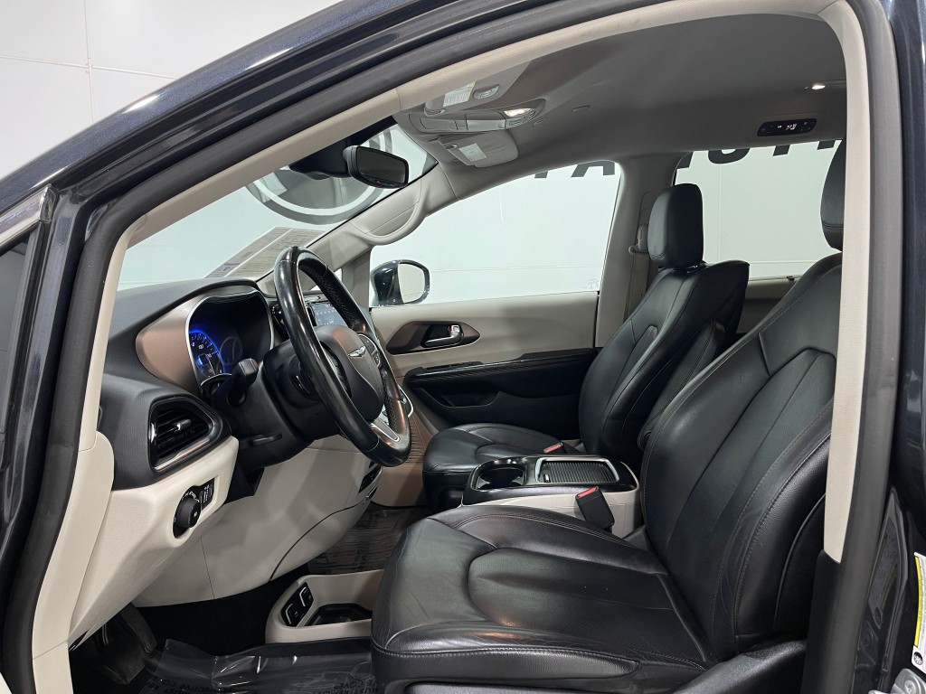 2019 Chrysler Pacifica Image 13