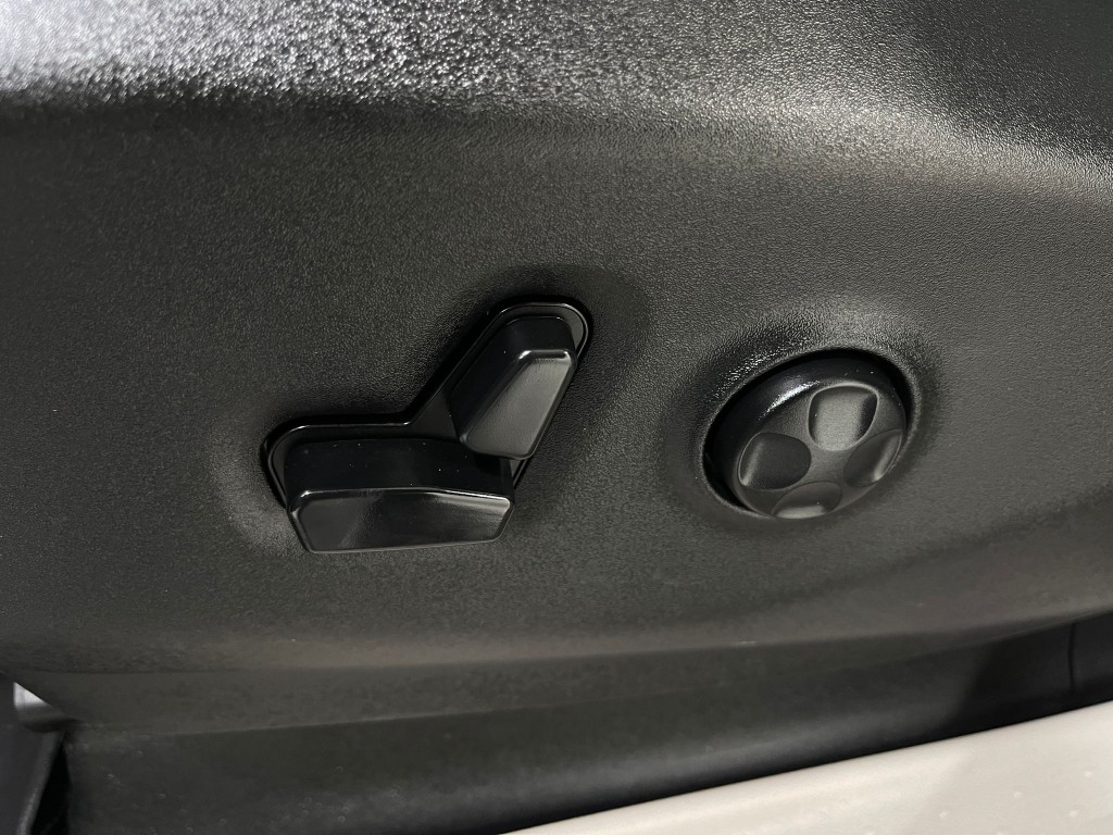 2019 Chrysler Pacifica Image 17