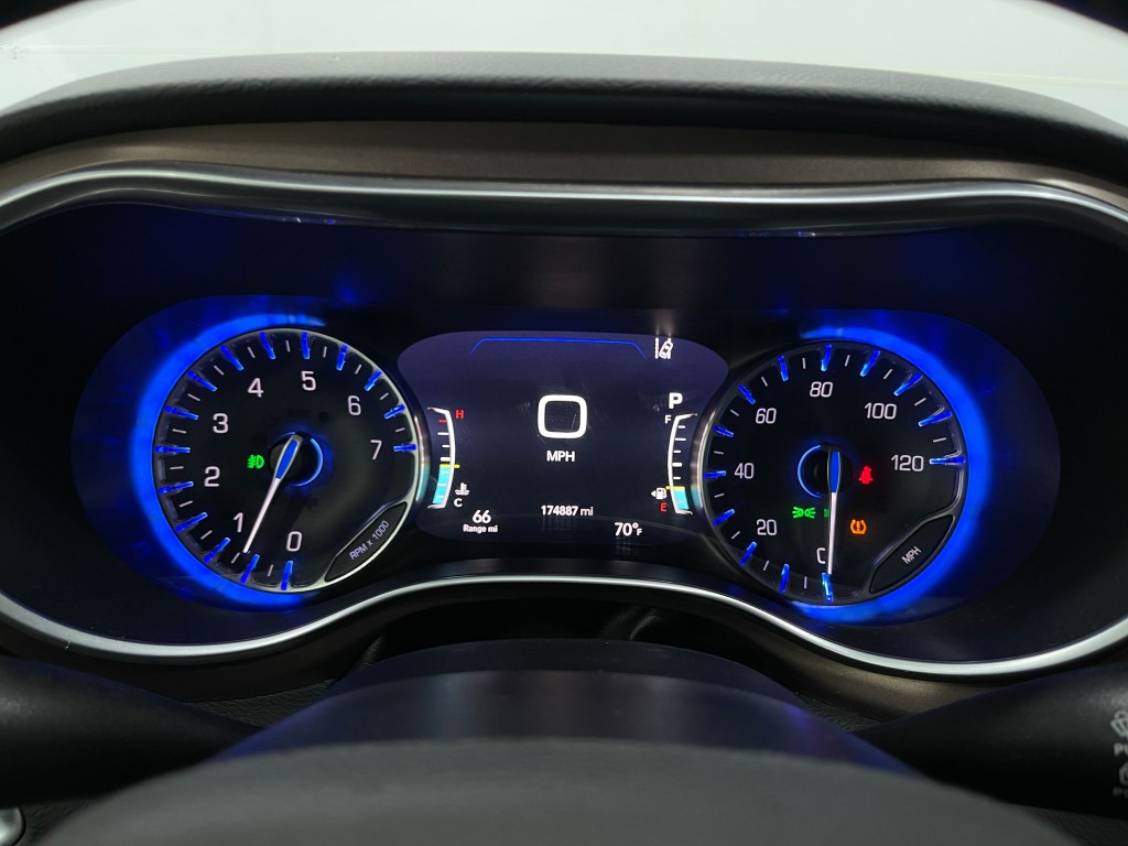 2019 Chrysler Pacifica Image 23