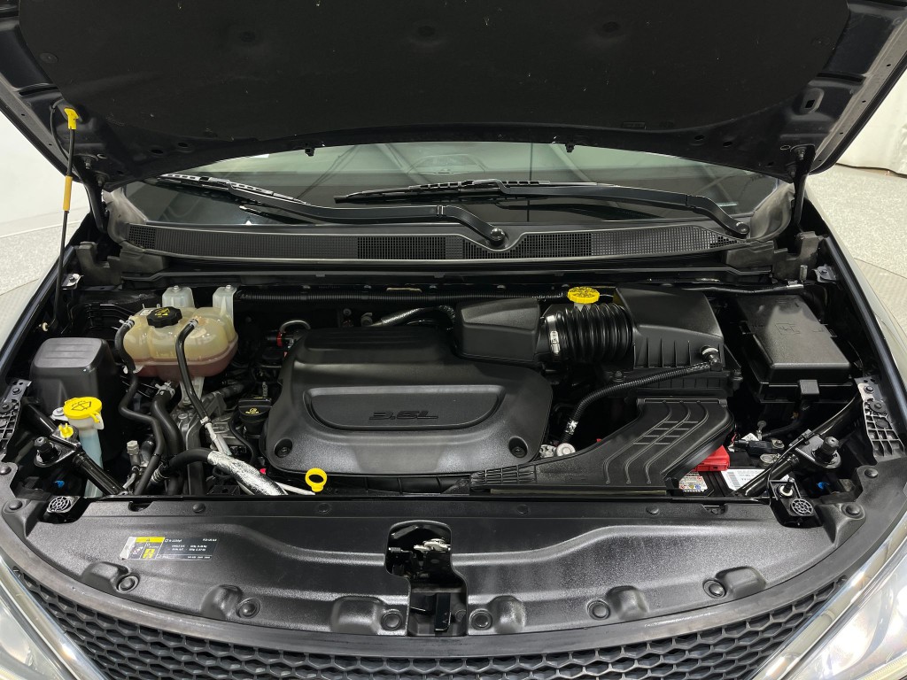 2019 Chrysler Pacifica Image 27