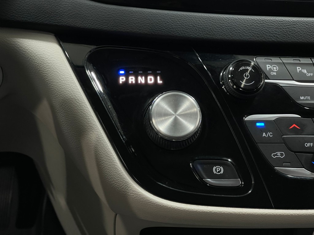 2019 Chrysler Pacifica Image 29
