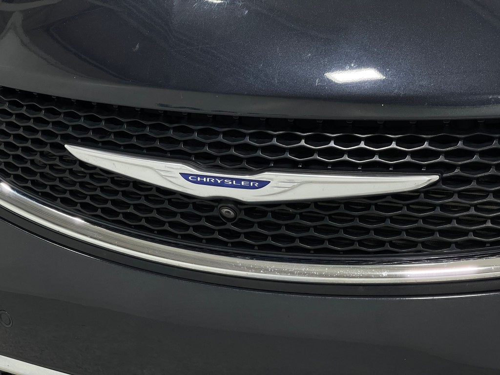 2019 Chrysler Pacifica Image 40