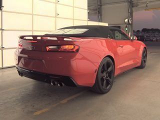 2018 Chevrolet Camaro Image 3