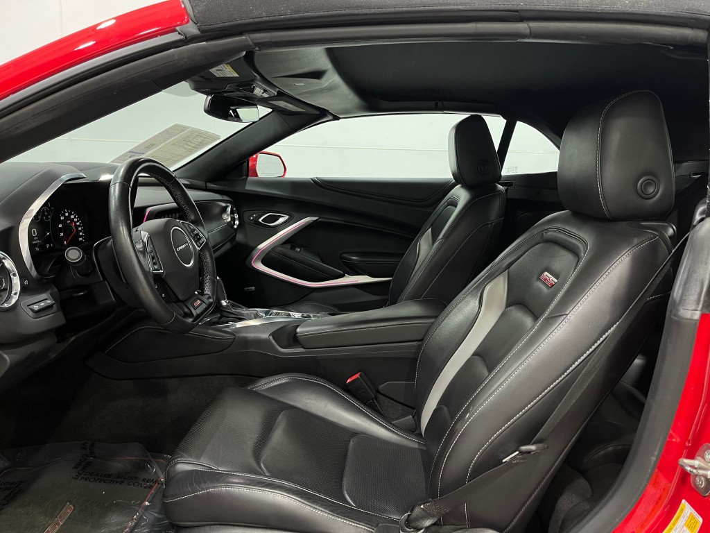 2018 Chevrolet Camaro Image 12