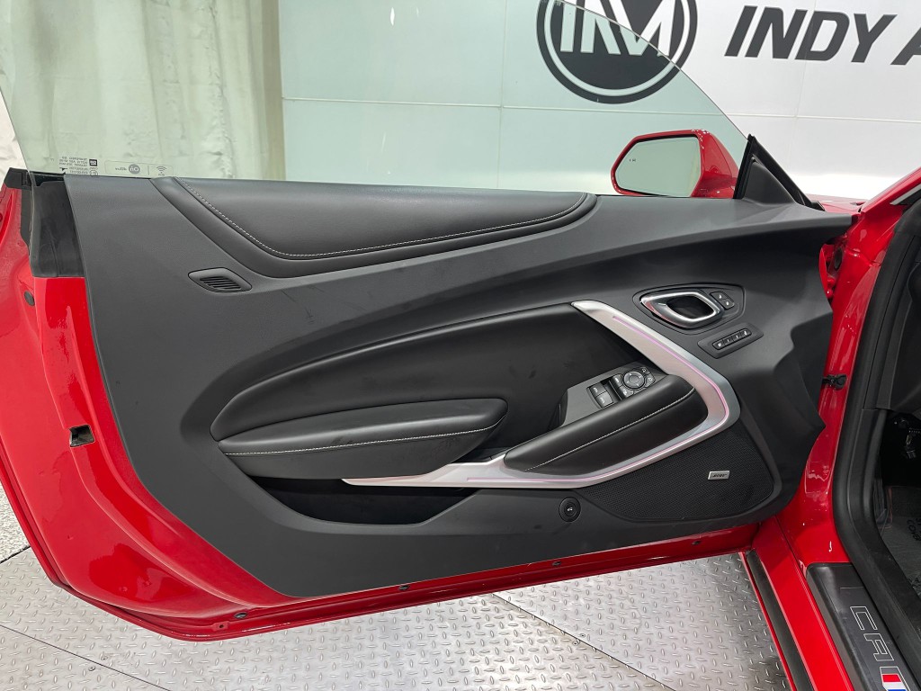 2018 Chevrolet Camaro Image 14