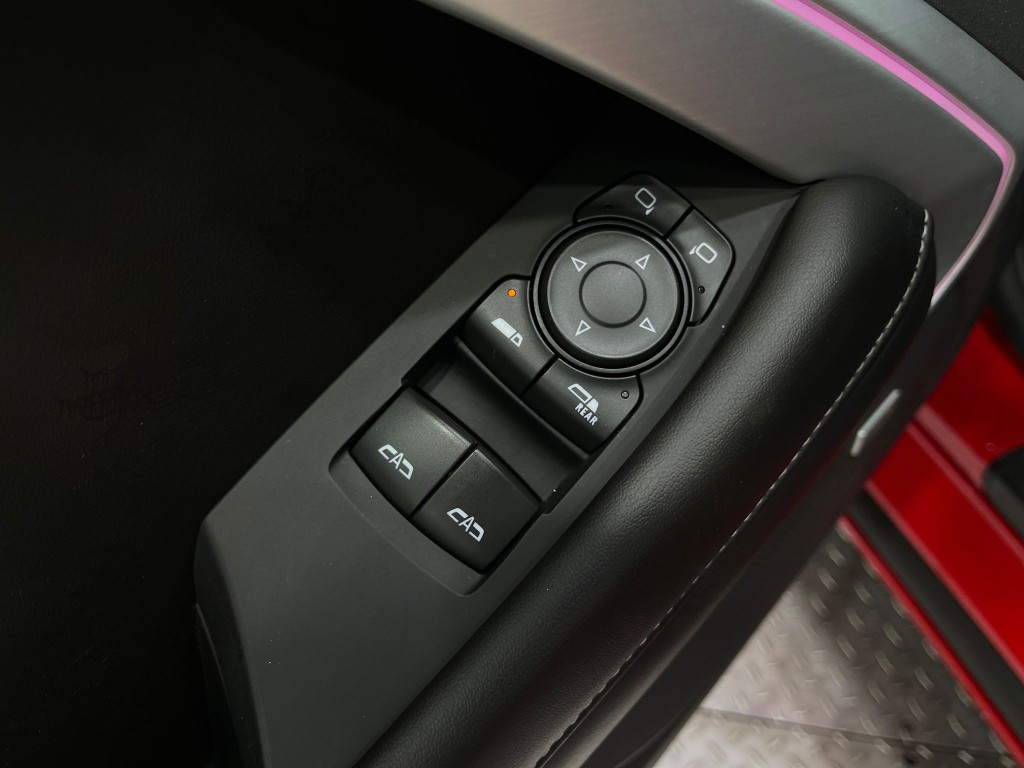 2018 Chevrolet Camaro Image 15
