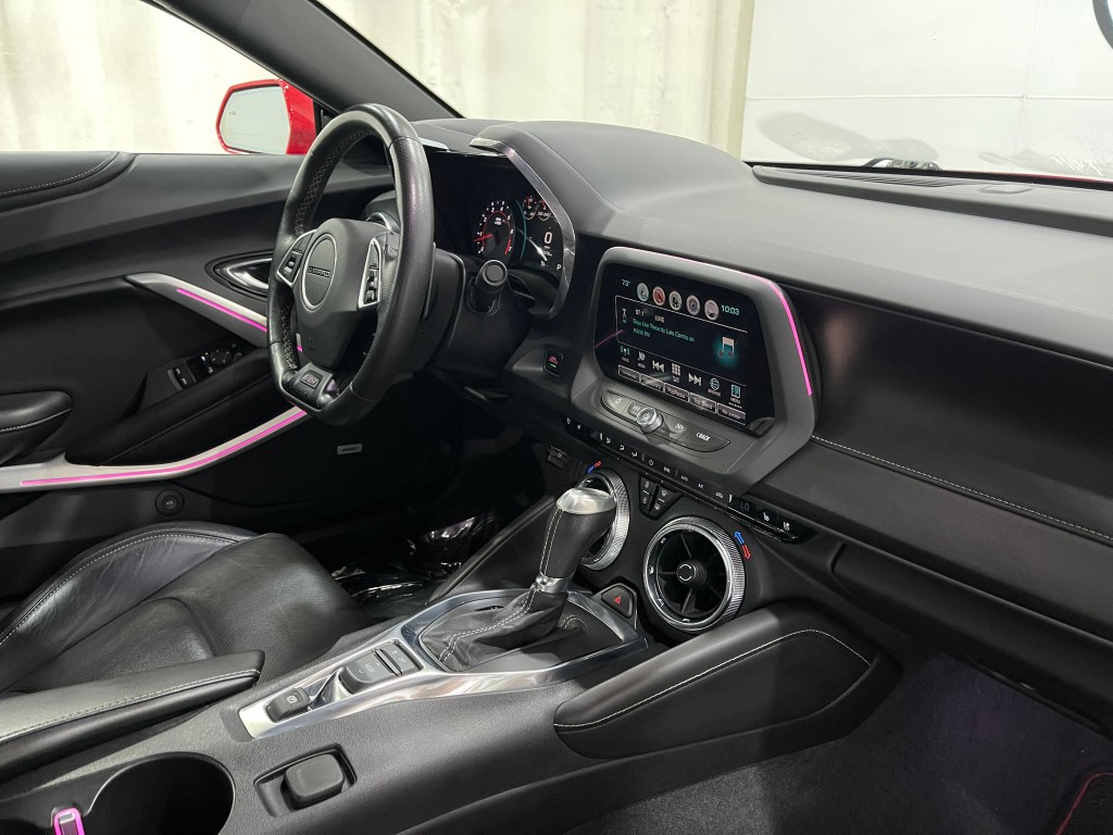 2018 Chevrolet Camaro Image 19