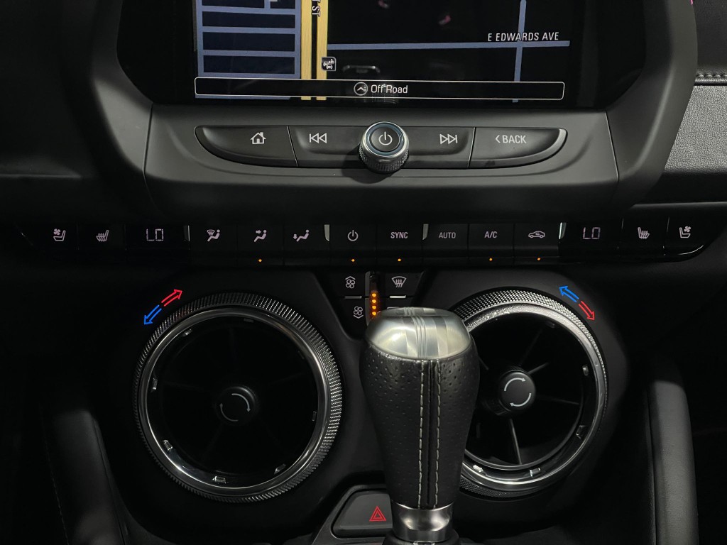 2018 Chevrolet Camaro Image 24