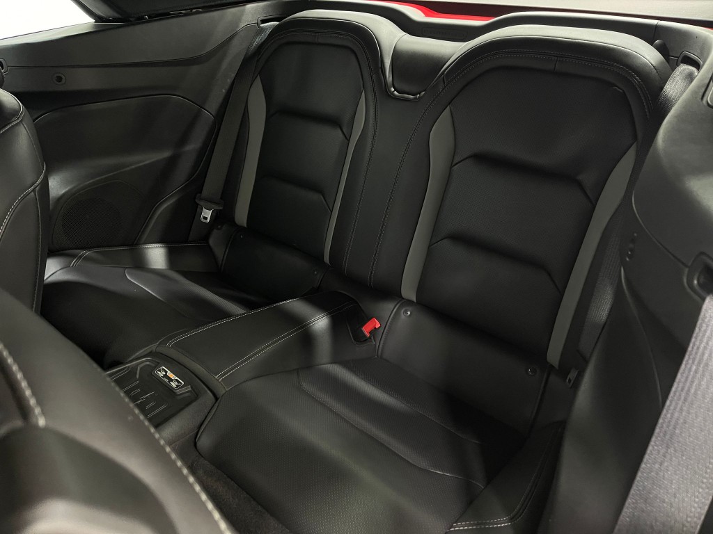2018 Chevrolet Camaro Image 27