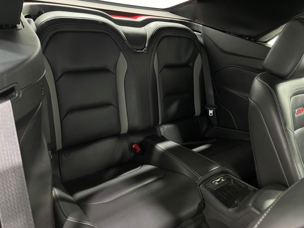 2018 Chevrolet Camaro Image 28