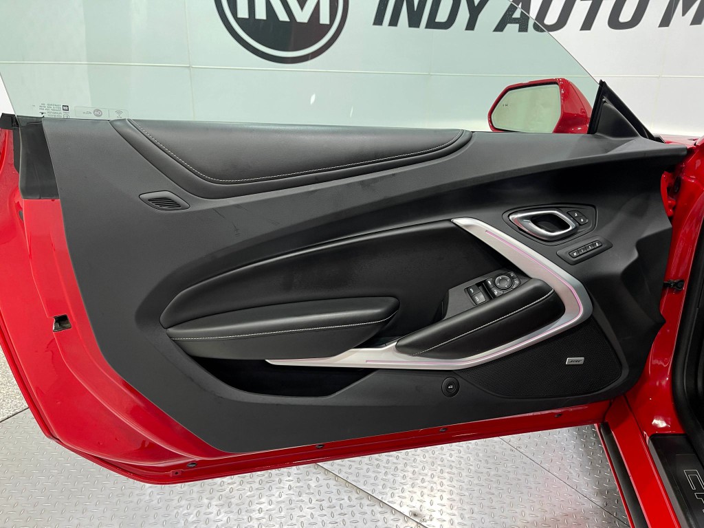 2018 Chevrolet Camaro Image 14