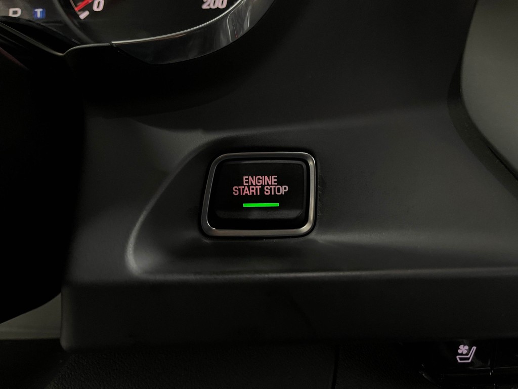 2018 Chevrolet Camaro Image 19