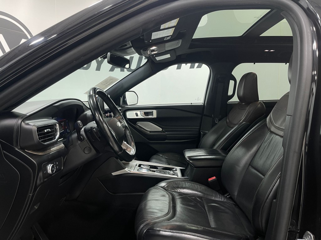 2020 Ford Explorer Image 13