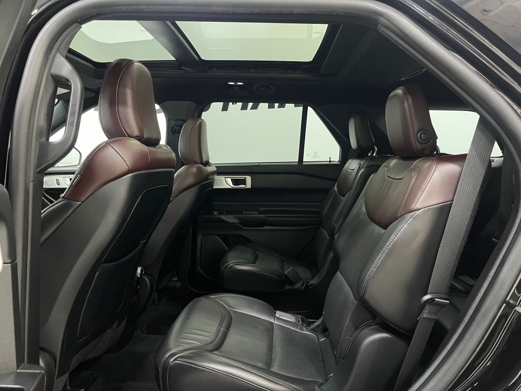 2020 Ford Explorer Image 29