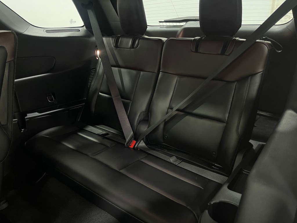 2020 Ford Explorer Image 30