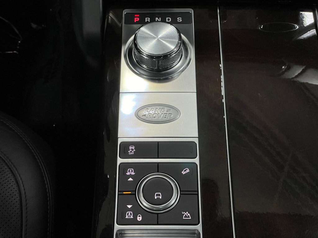 2020 Land Rover Range Rover Image 28
