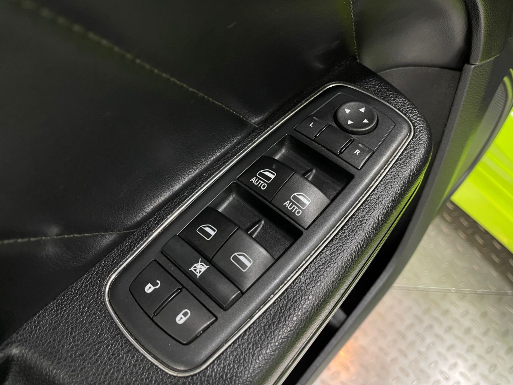2019 Dodge Charger Image 14