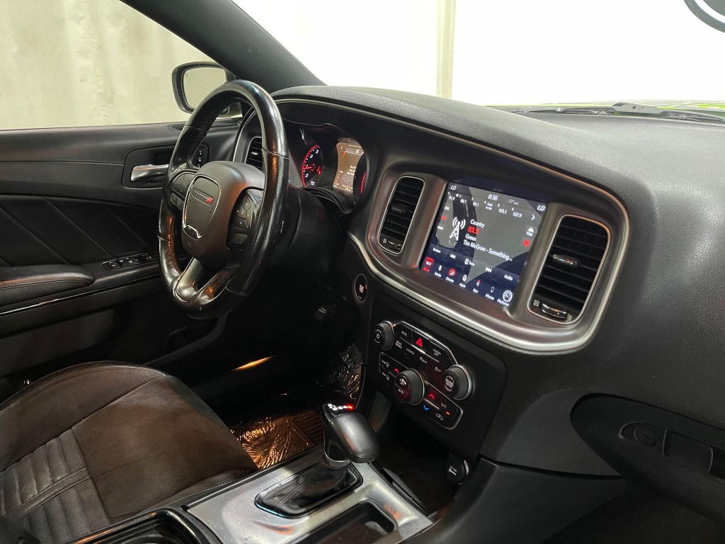 2019 Dodge Charger Image 17