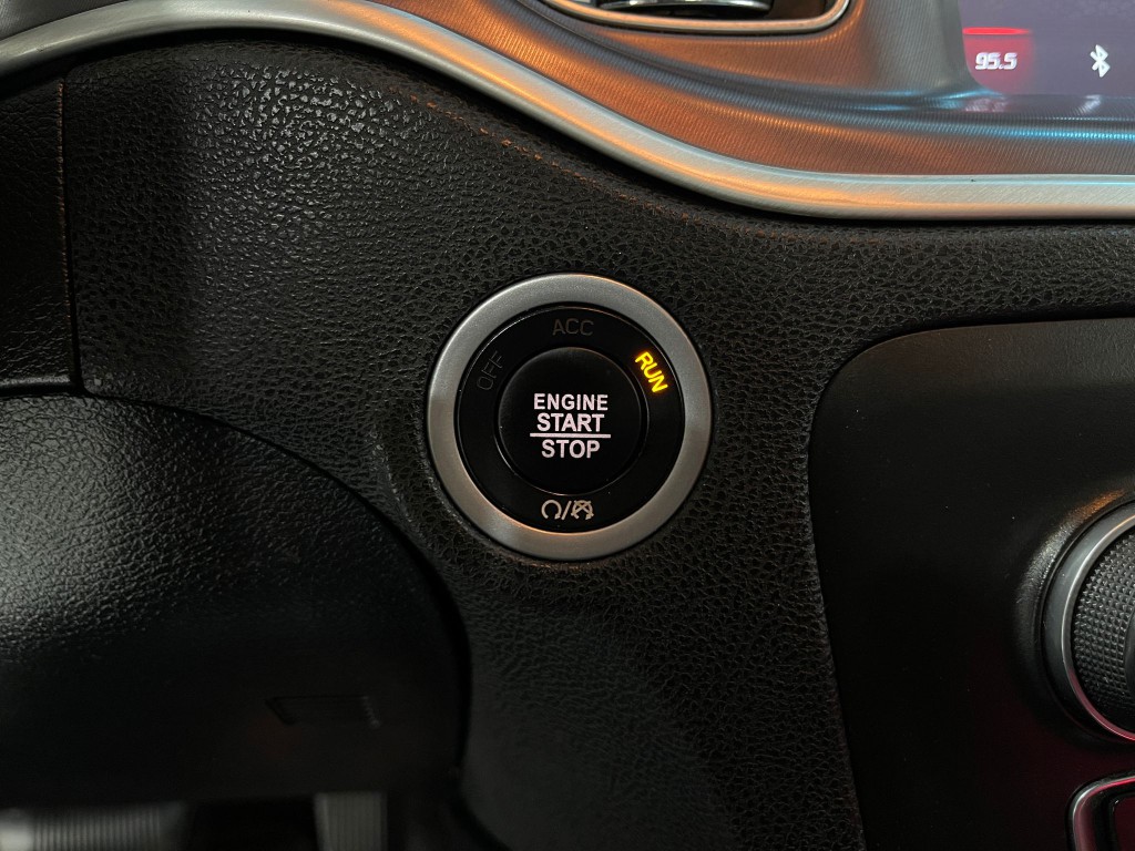 2019 Dodge Charger Image 18