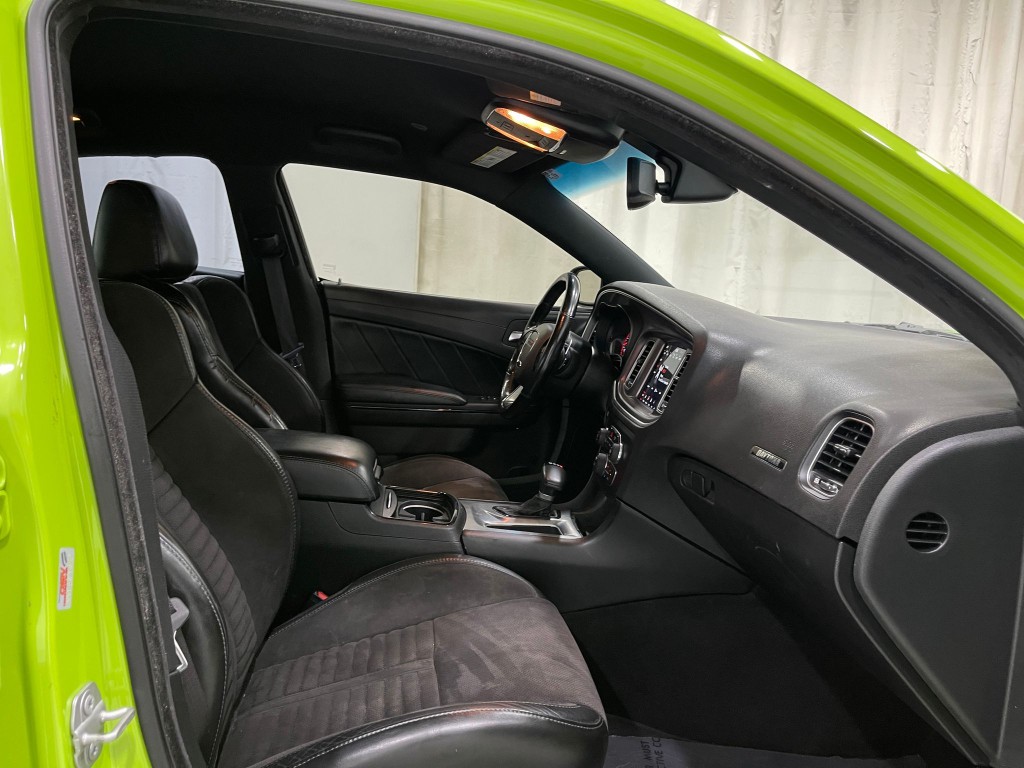 2019 Dodge Charger Image 28