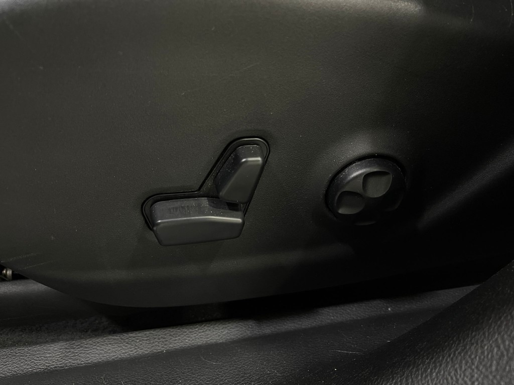 2019 Jeep Cherokee Image 17